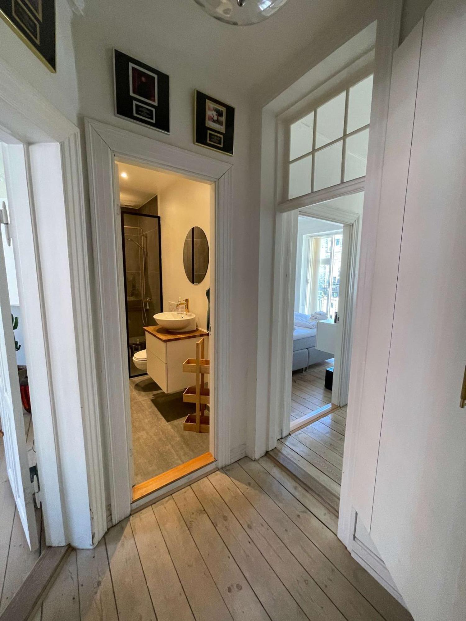 Luxury In Vestebro Lägenhet